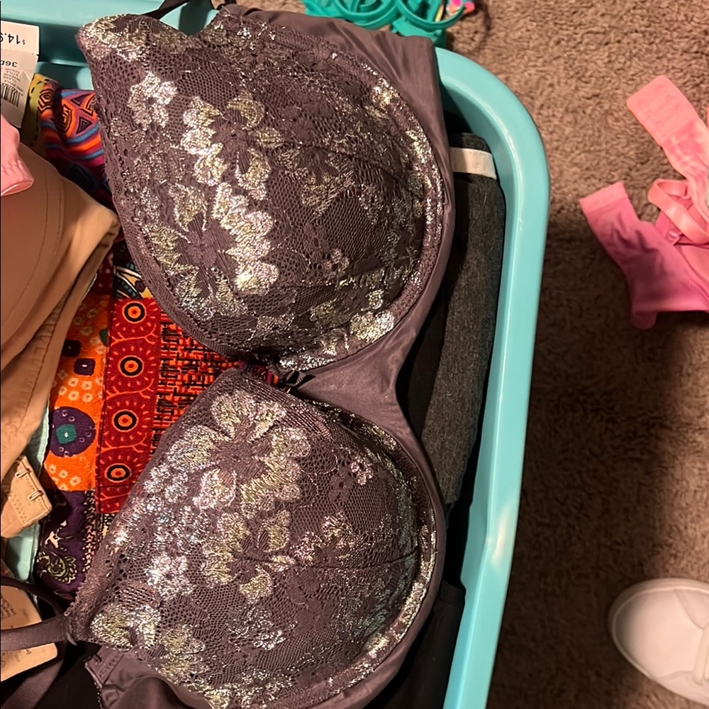 Victoria's Secret Gray Floral Pattern Bra